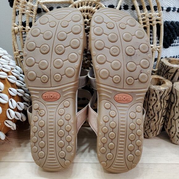 Taos Prize Women 11/42 Slide Slip On Sandals Metallic Strappy Leather Comfort - Picture 8 of 12